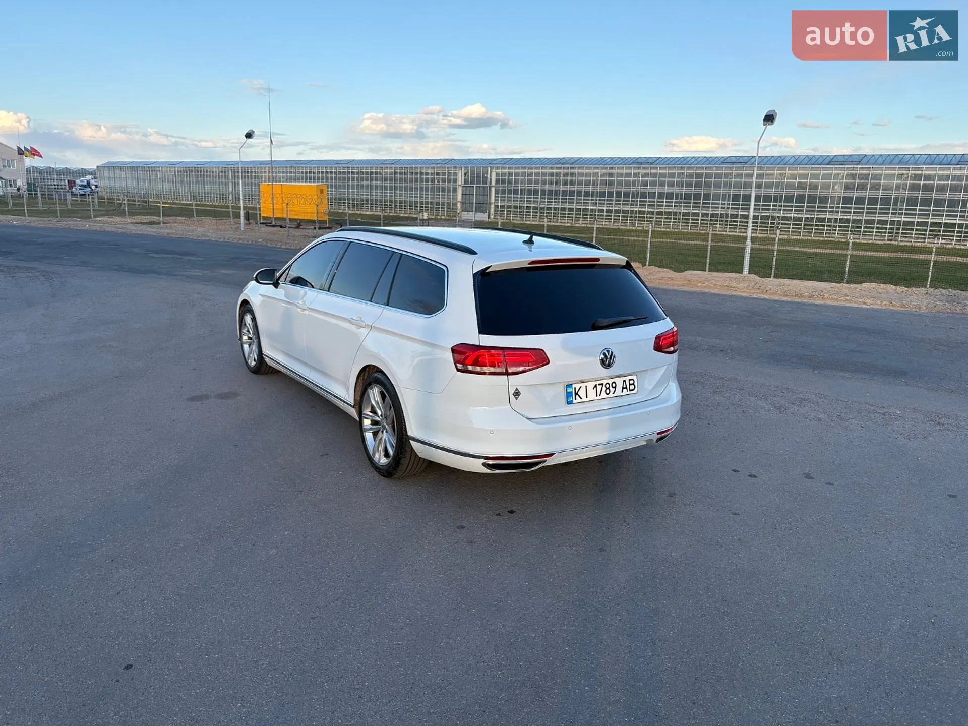 2019 Volkswagen Passat - мініатюра 17