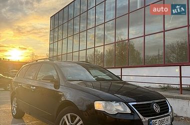 Універсал Volkswagen Passat 2006 в Миколаєві
