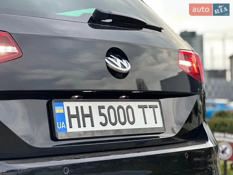 Volkswagen Passat 2018 VIN WVWZZZ3CZKE003236 фото оголошення 9 з 59