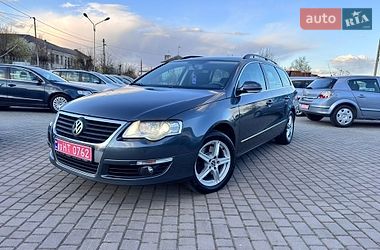 Універсал Volkswagen Passat 2010 в Старокостянтинові