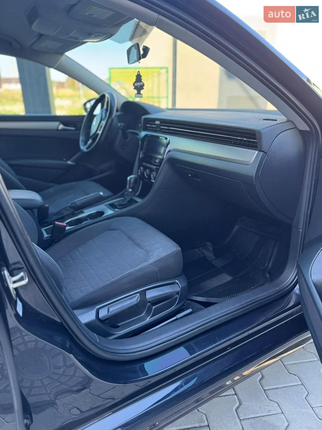 2020 Volkswagen Passat - мініатюра 23
