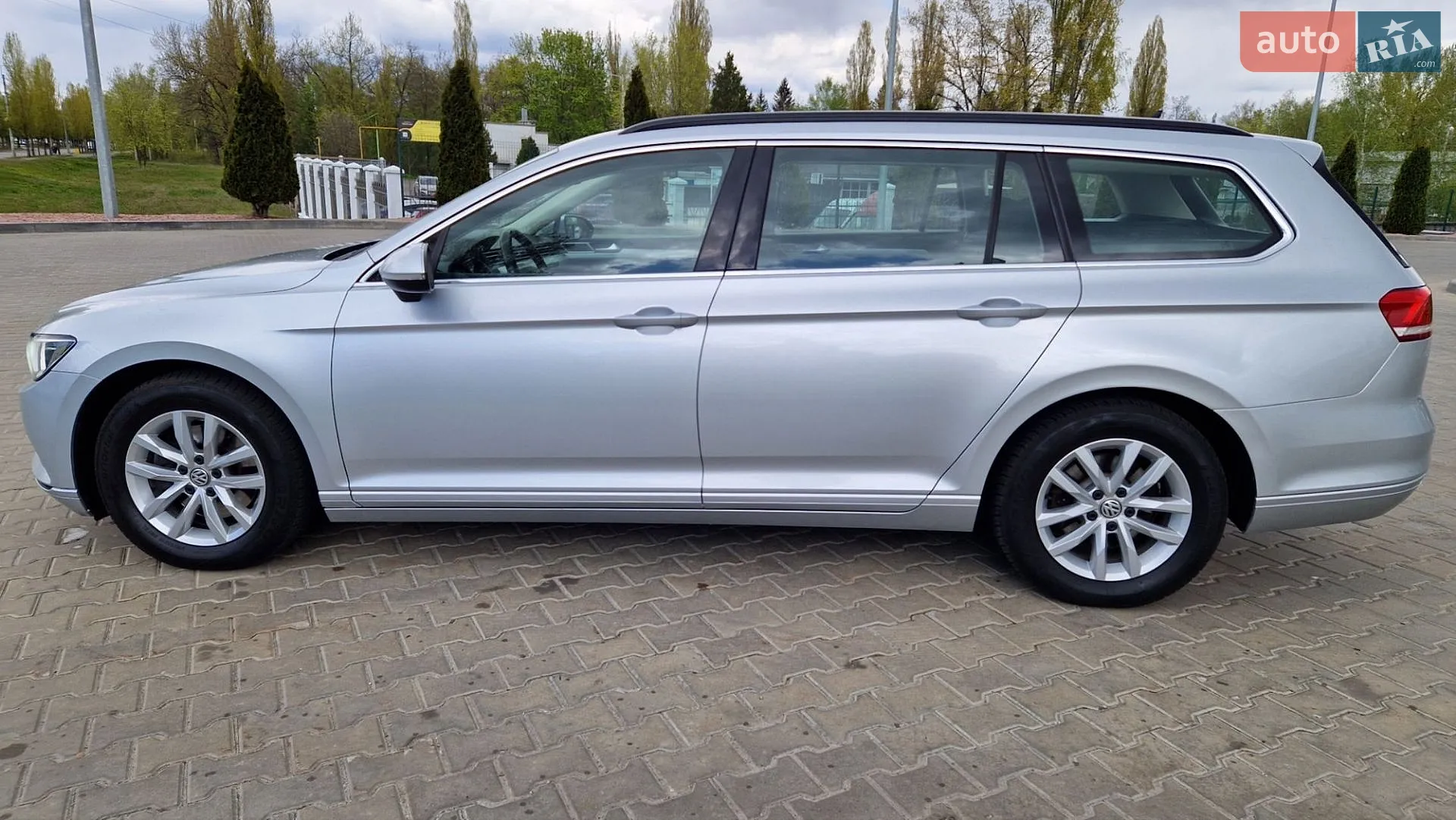 2017 Volkswagen Passat - мініатюра 12