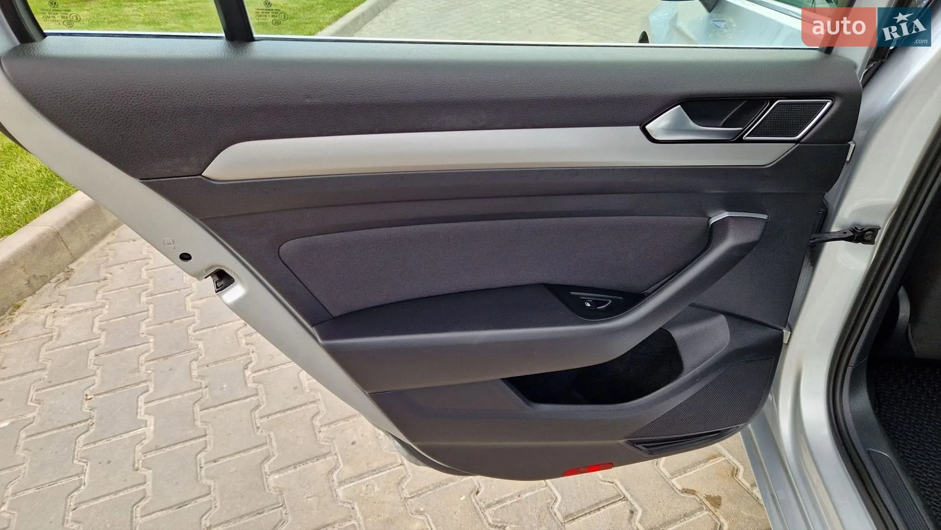2017 Volkswagen Passat - мініатюра 19