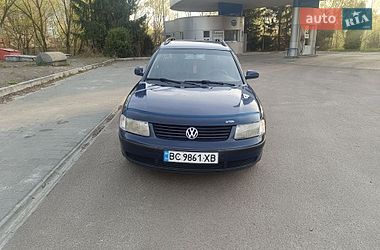 Универсал Volkswagen Passat 2000 в Славуте