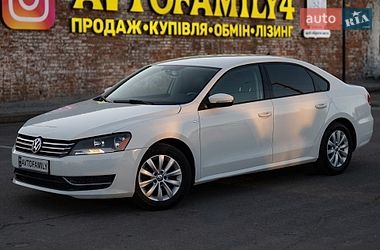 Седан Volkswagen Passat 2014 в Дніпрі