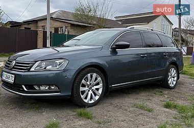 Універсал Volkswagen Passat 2012 в Гостомелі