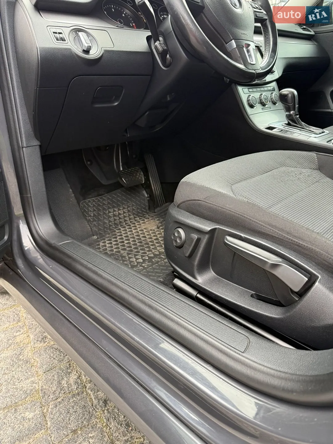 2013 Volkswagen Passat - мініатюра 37