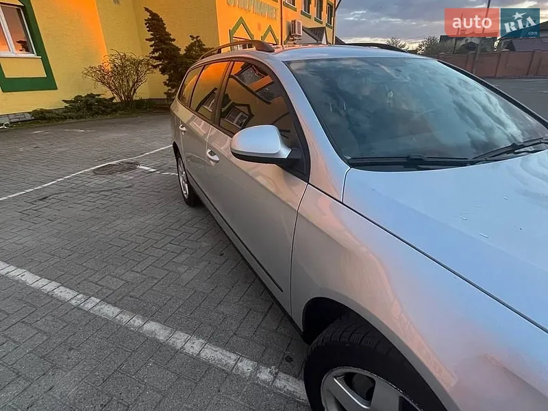Volkswagen Passat 2010 VIN WVWZZZ3CZAE080796 фото оголошення 8 з 55