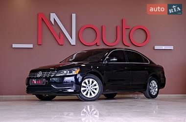 Седан Volkswagen Passat 2013 в Одессе