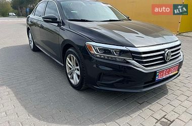 Седан Volkswagen Passat 2021 в Новояворівську