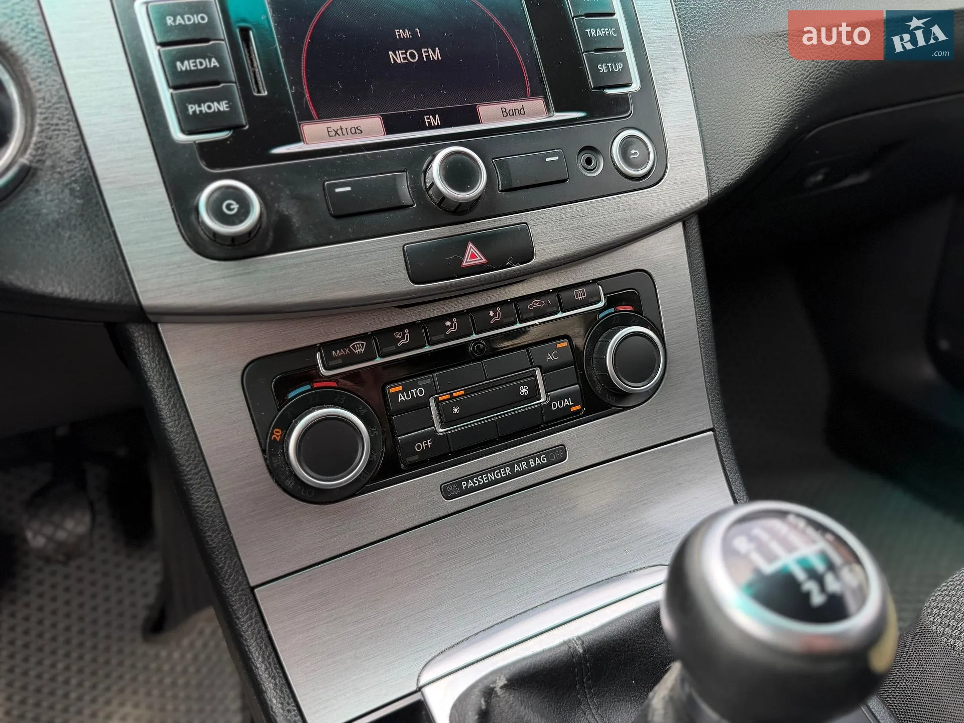 2011 Volkswagen Passat - мініатюра 43