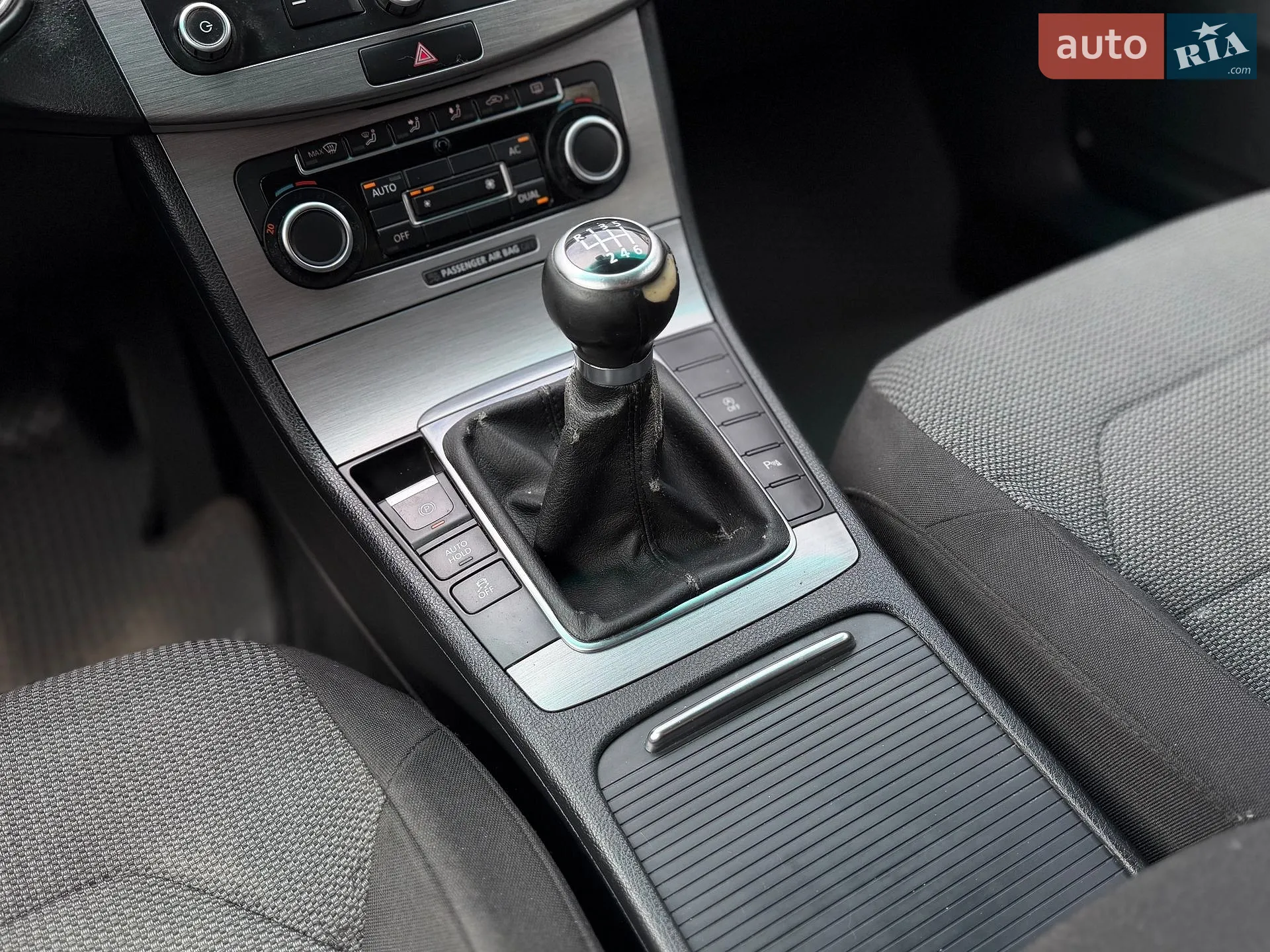 2011 Volkswagen Passat - мініатюра 44