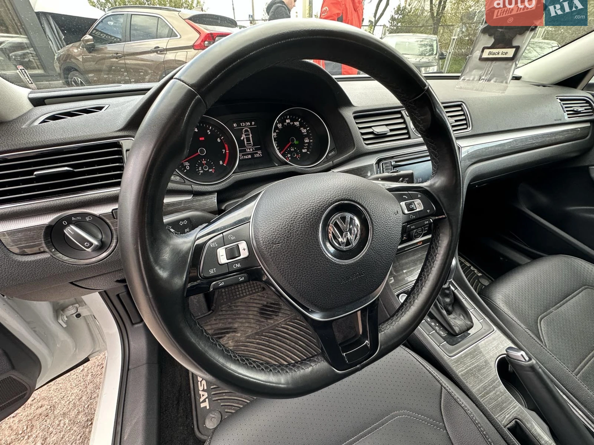 2016 Volkswagen Passat - мініатюра 25