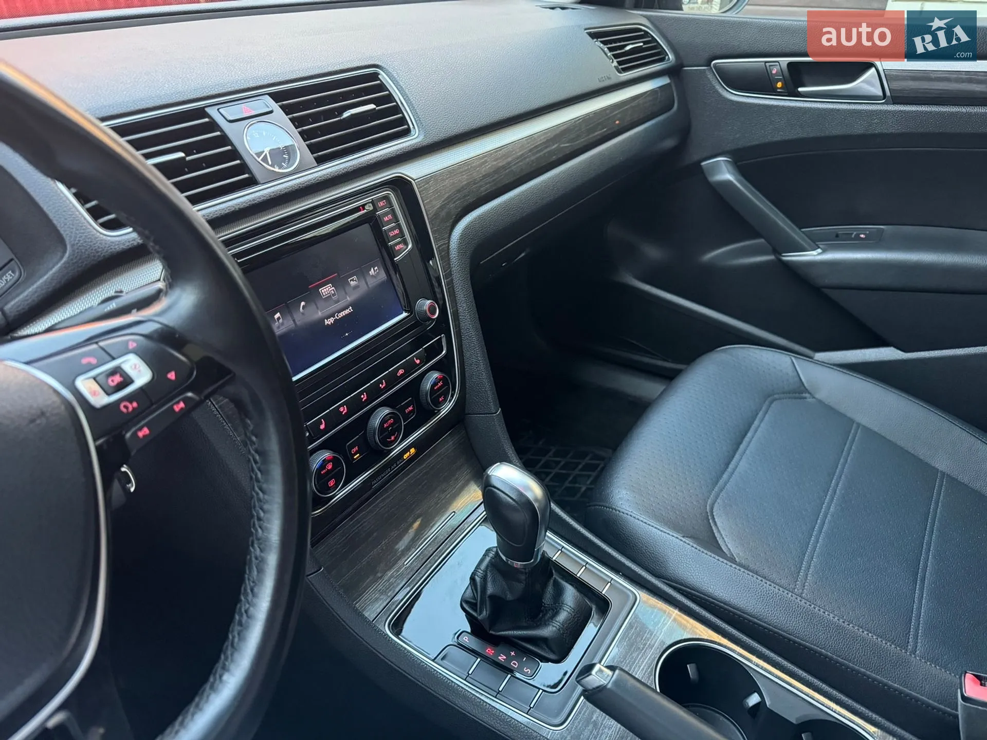 2016 Volkswagen Passat - мініатюра 37