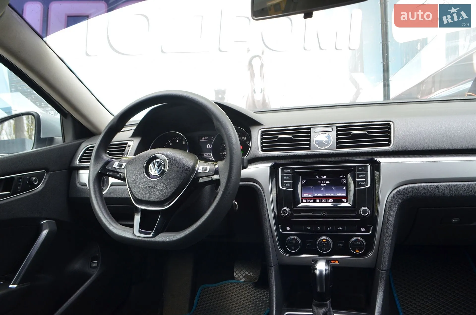 2016 Volkswagen Passat - мініатюра 18