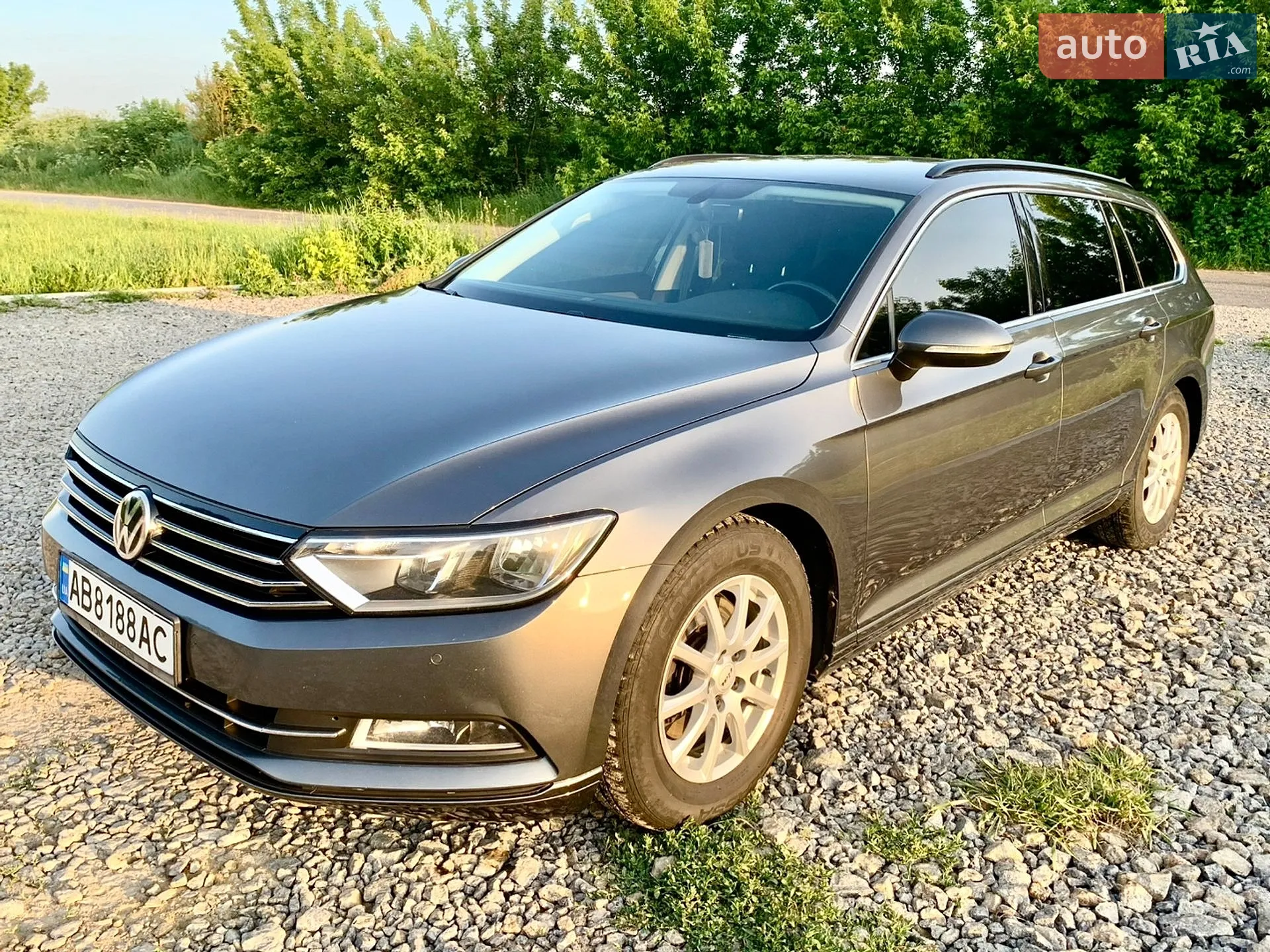2016 Volkswagen Passat - мініатюра 2