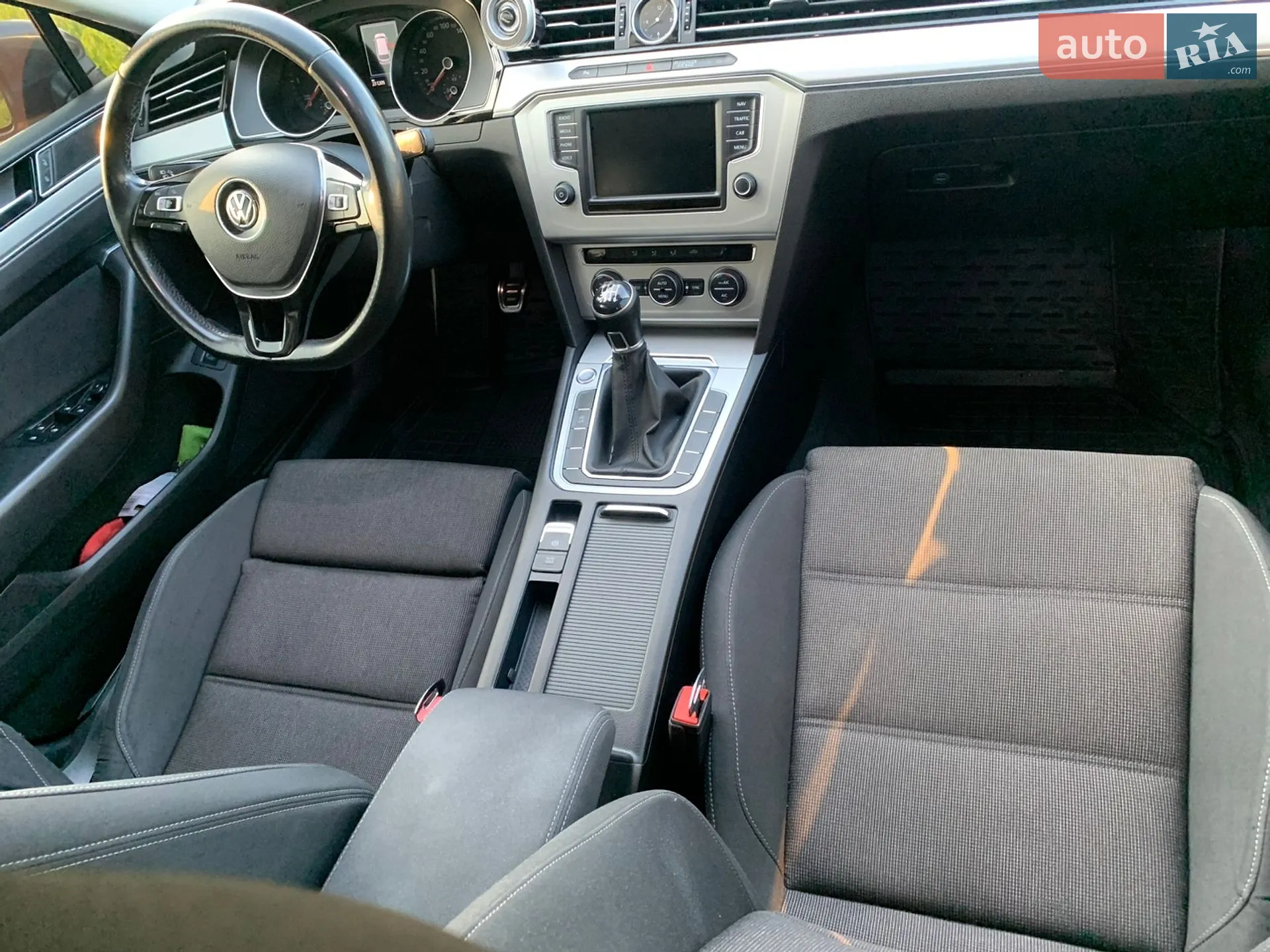 2016 Volkswagen Passat - мініатюра 21