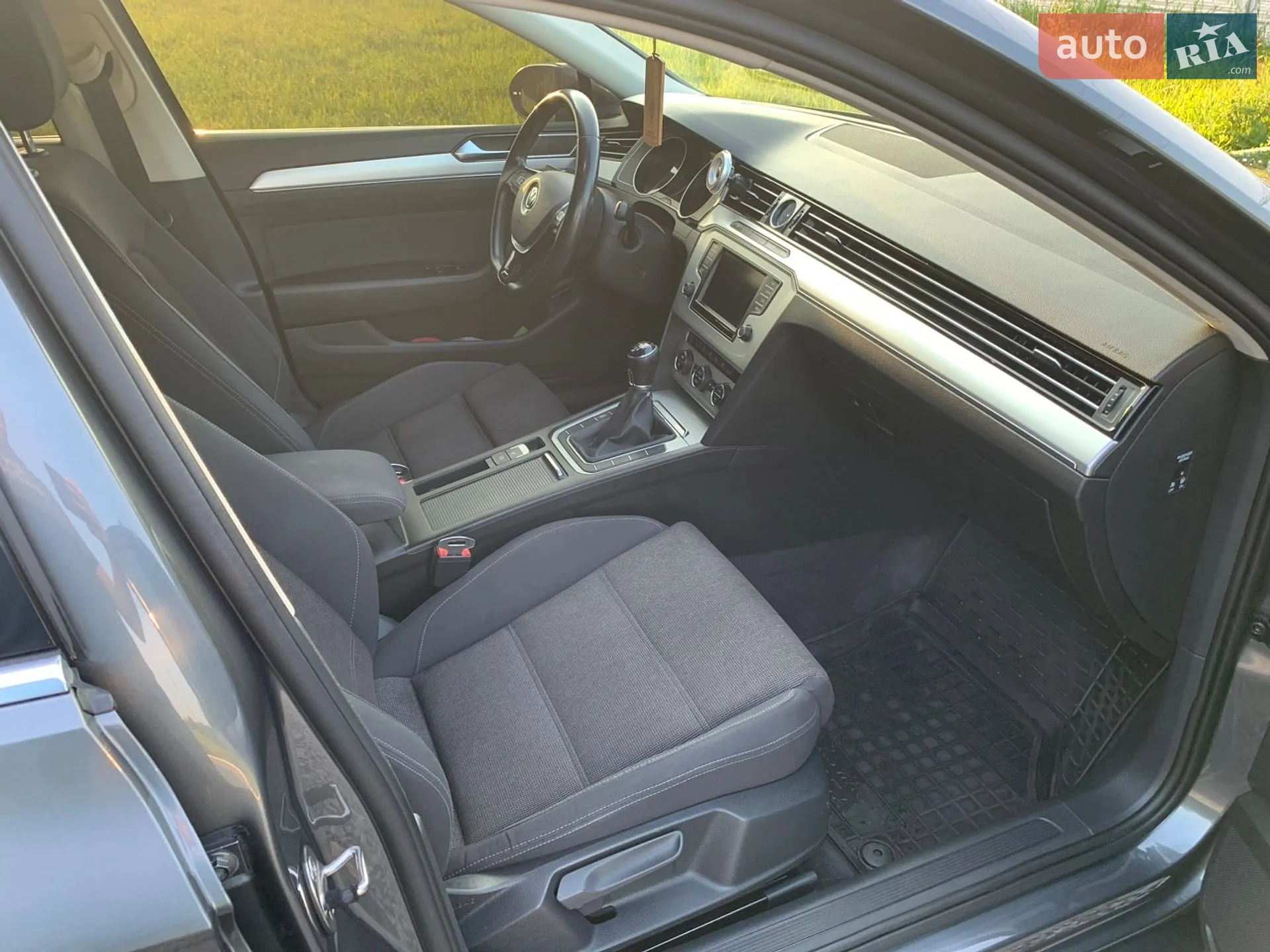 2016 Volkswagen Passat - мініатюра 23