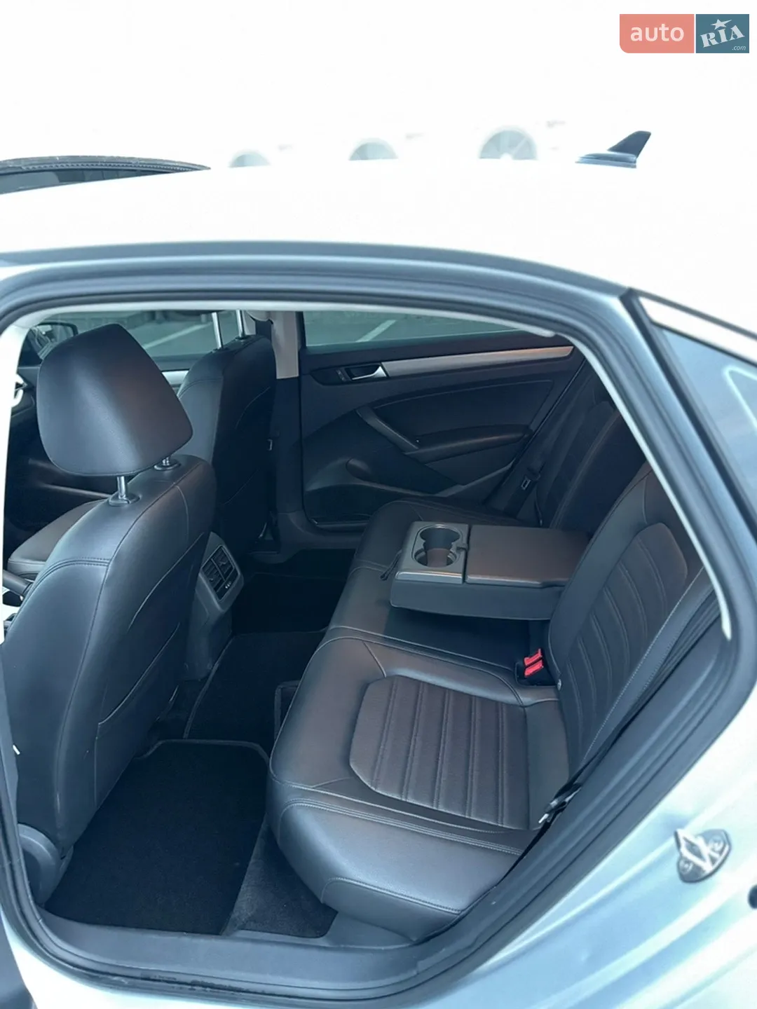 2014 Volkswagen Passat - мініатюра 27