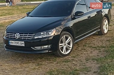 Седан Volkswagen Passat 2014 в Белгороде-Днестровском