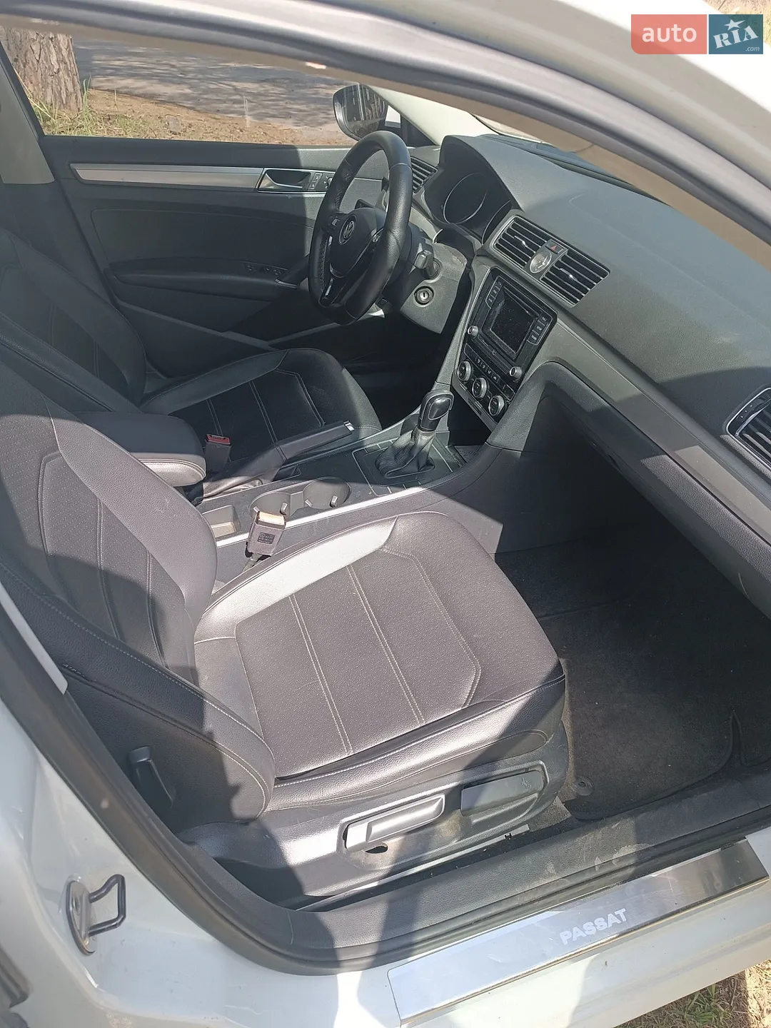 2016 Volkswagen Passat - мініатюра 14