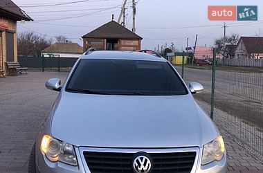 Універсал Volkswagen Passat 2006 в Помічній