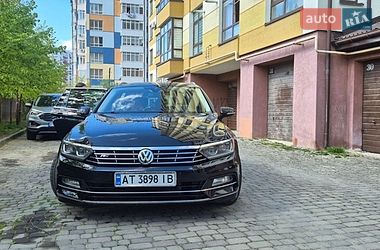 Универсал Volkswagen Passat 2015 в Ивано-Франковске