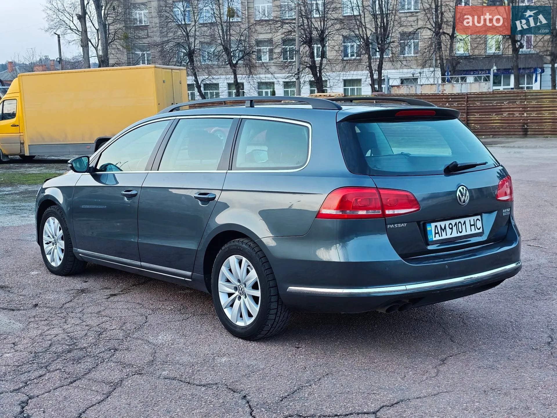 2013 Volkswagen Passat - мініатюра 13