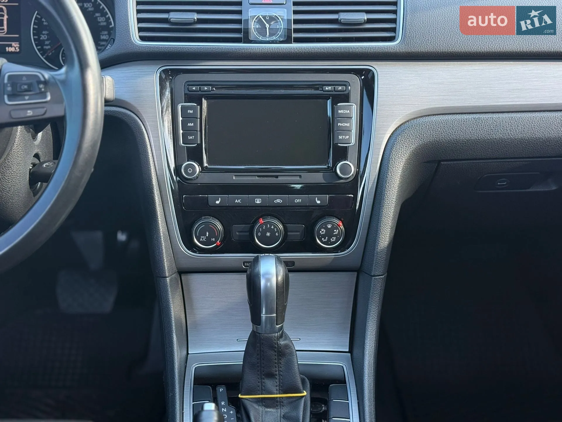 2015 Volkswagen Passat - мініатюра 17