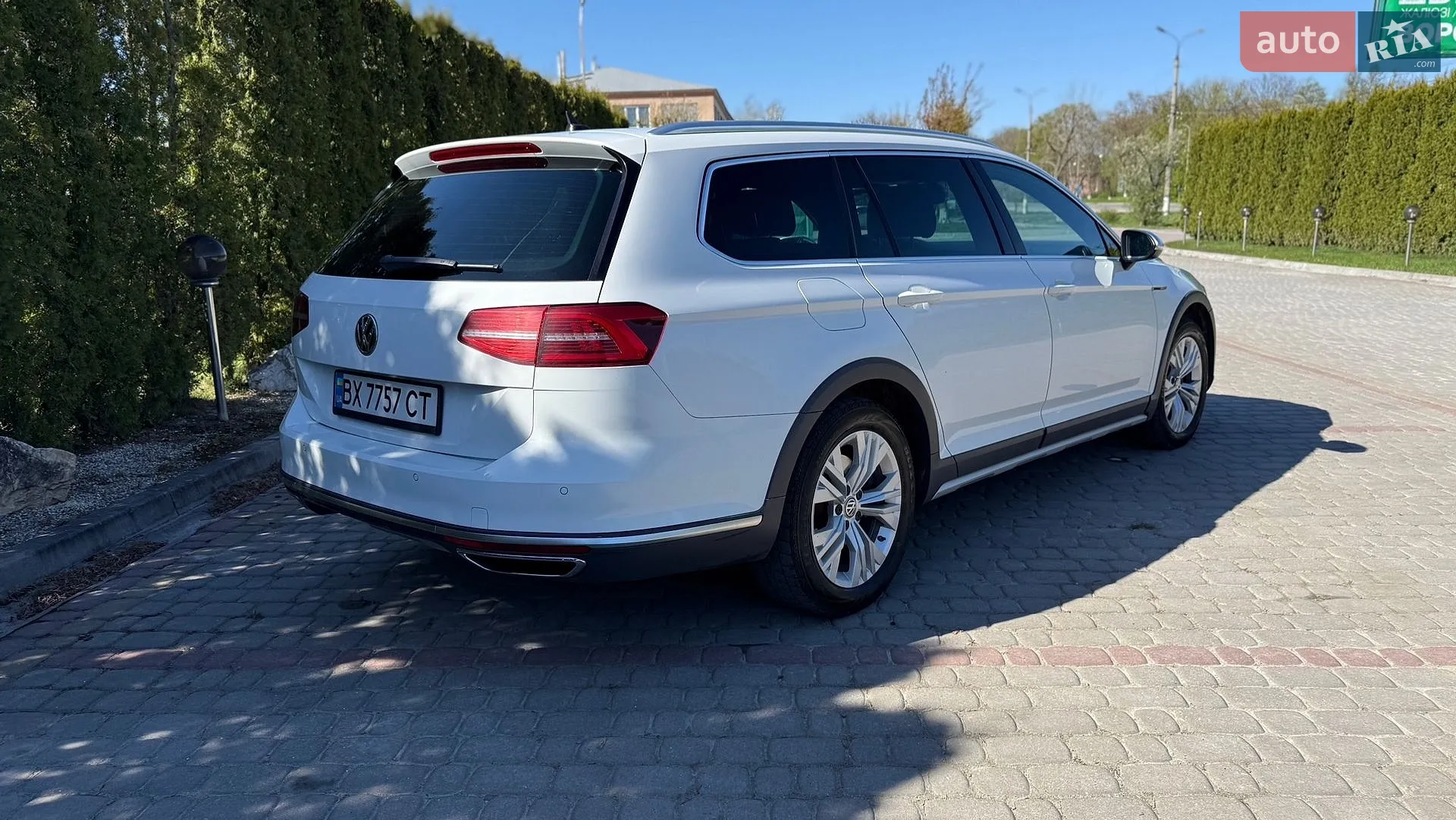 2016 Volkswagen Passat - мініатюра 5