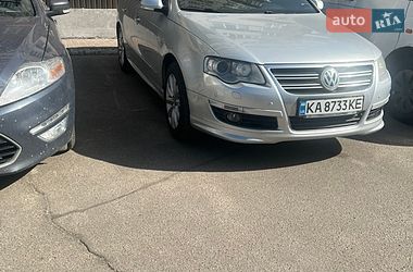 Универсал Volkswagen Passat 2010 в Киеве