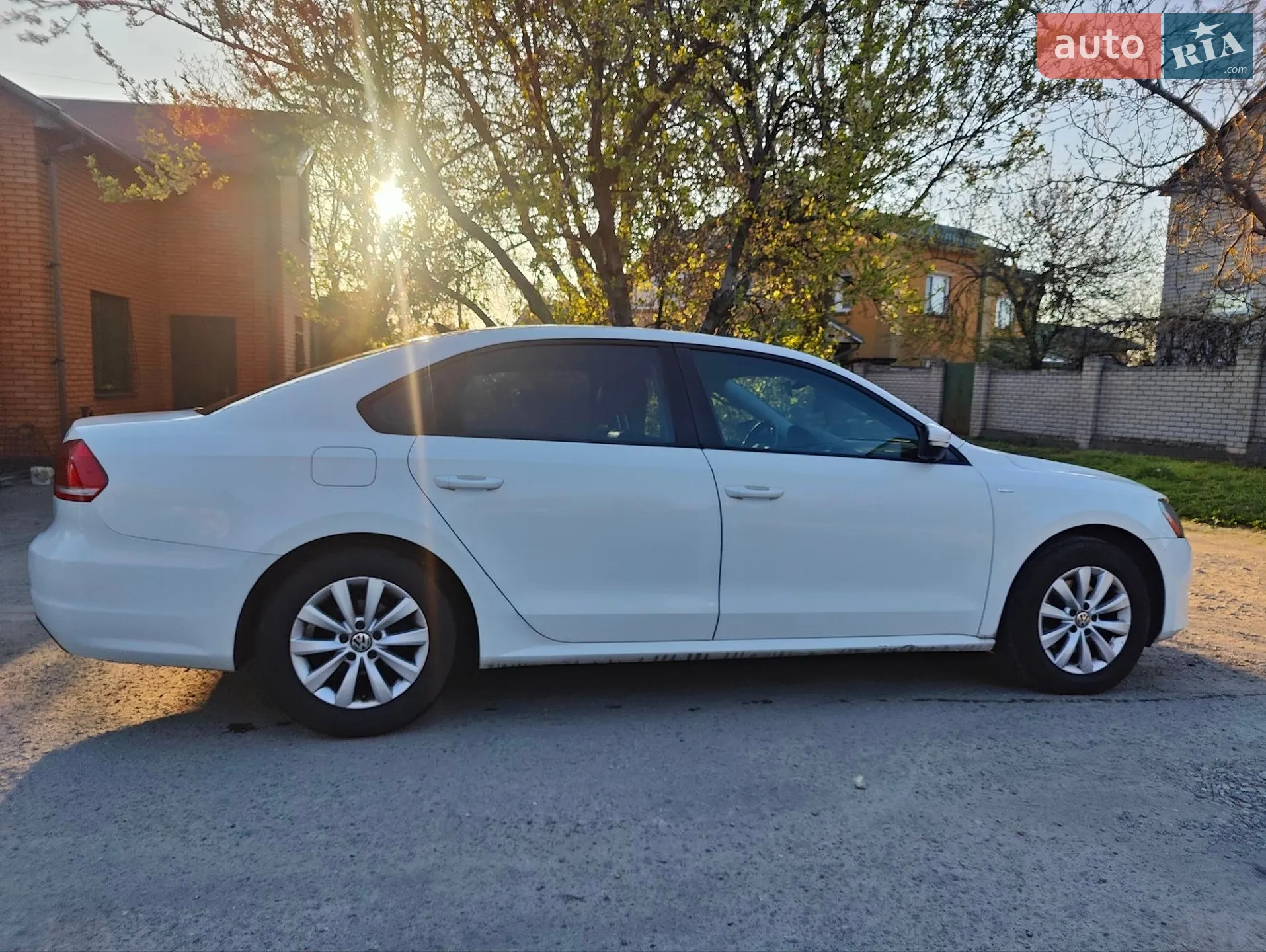 2014 Volkswagen Passat - мініатюра 2