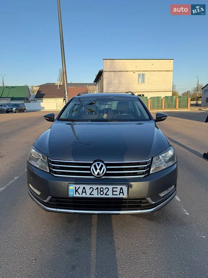 2013 Volkswagen Passat - мініатюра 19