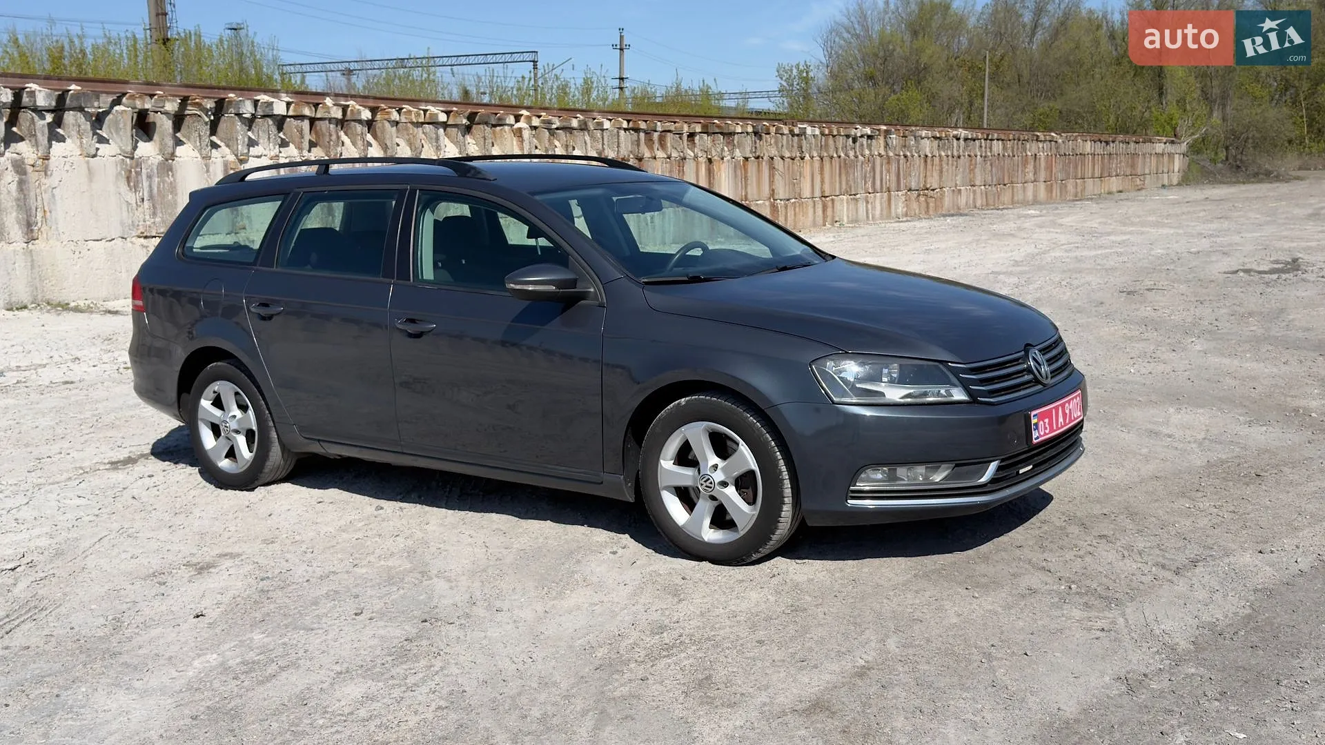 2011 Volkswagen Passat - мініатюра 2