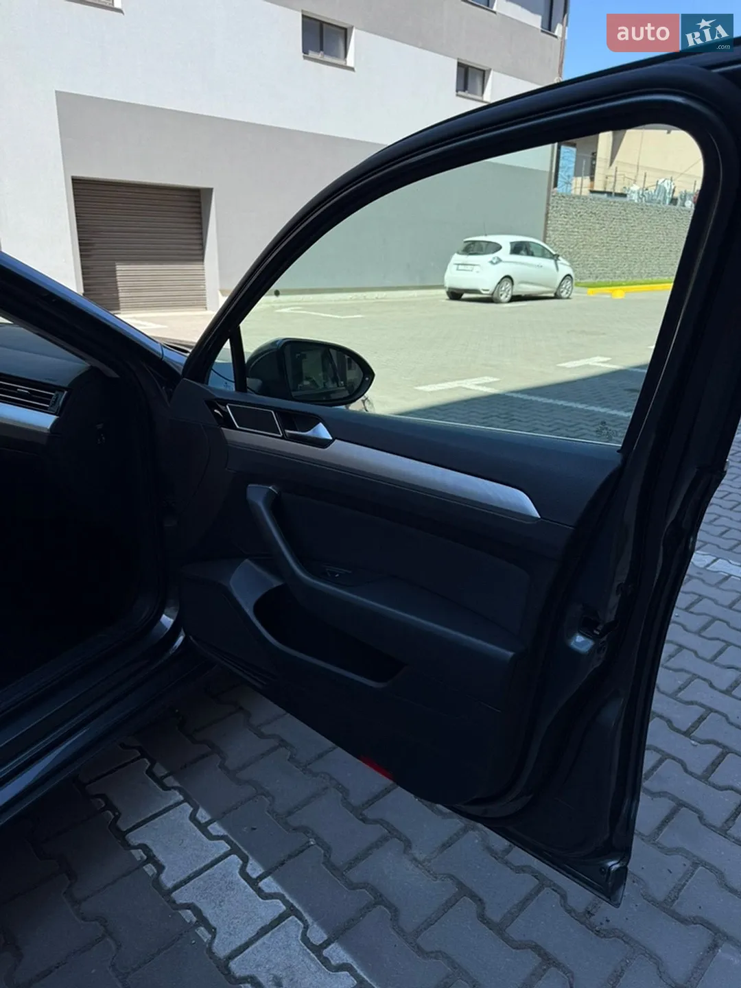 2017 Volkswagen Passat - мініатюра 30