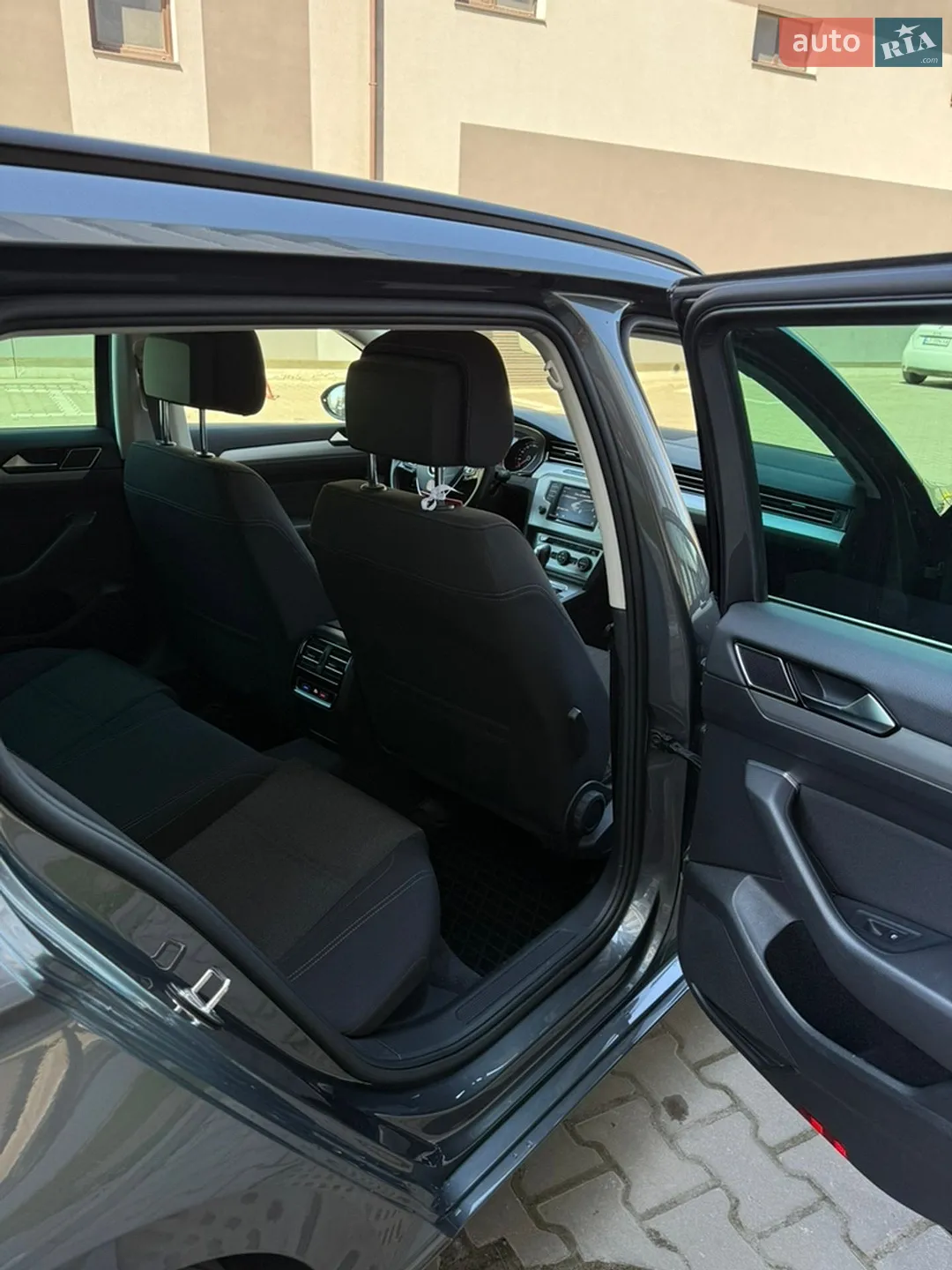 2017 Volkswagen Passat - мініатюра 44