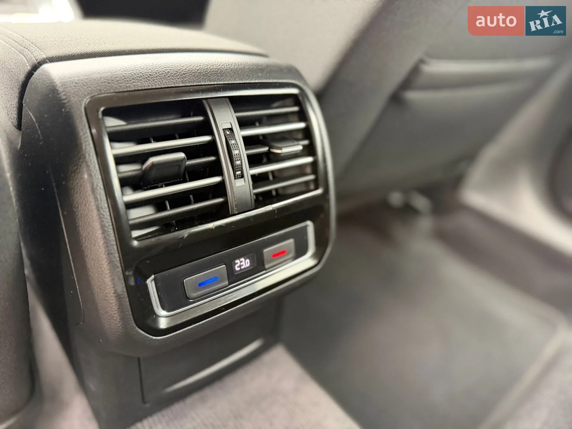 2018 Volkswagen Passat - мініатюра 51