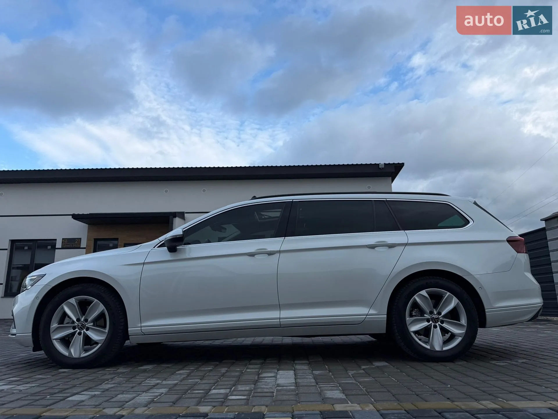 2022 Volkswagen Passat - мініатюра 10