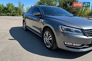 Седан Volkswagen Passat 2012 в Кропивницком