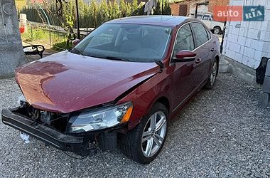 Седан Volkswagen Passat 2015 в Львове