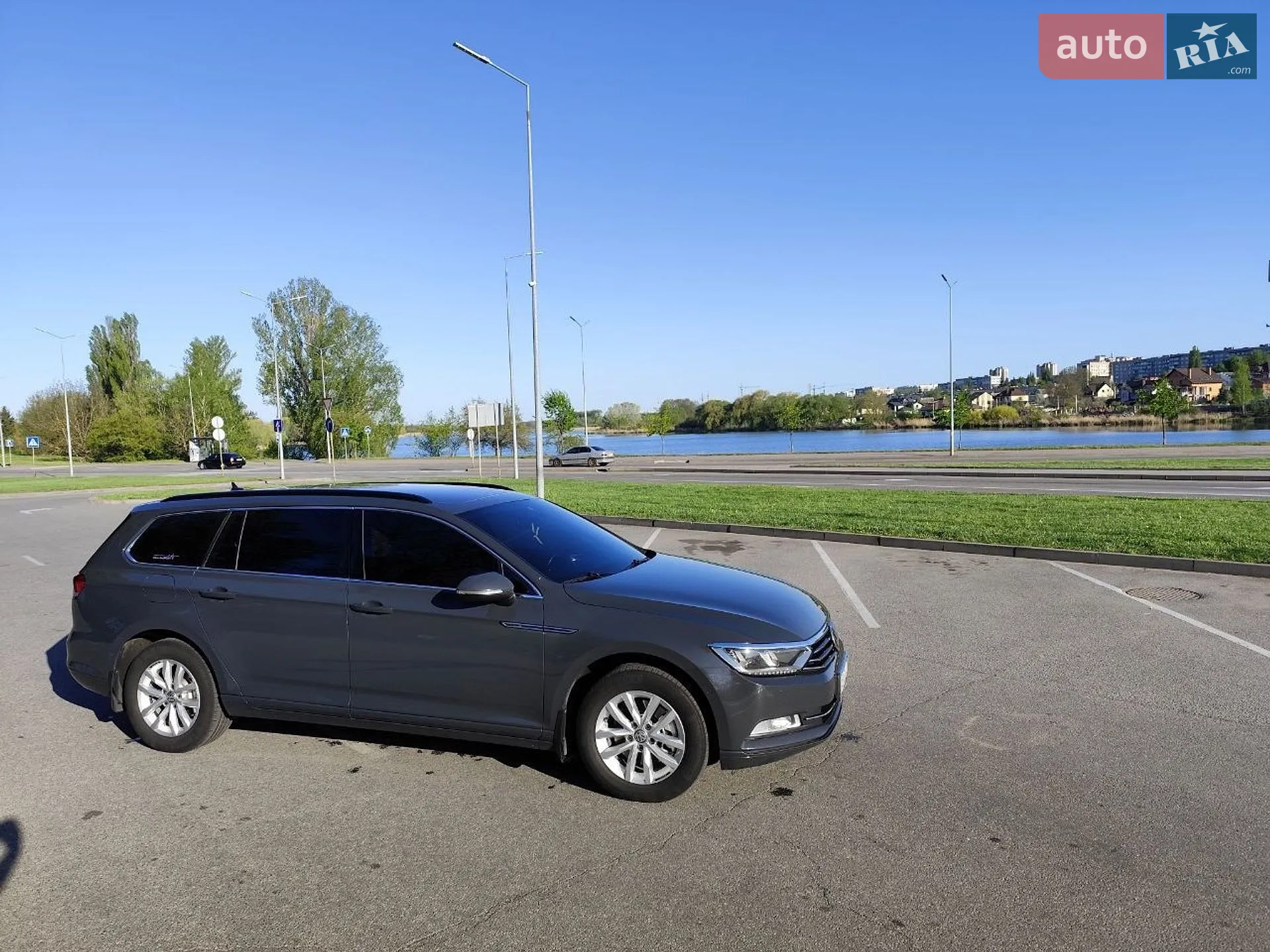 2017 Volkswagen Passat - мініатюра 9