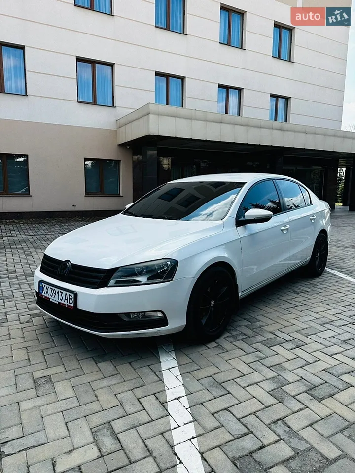 2010 Volkswagen Passat - мініатюра 22