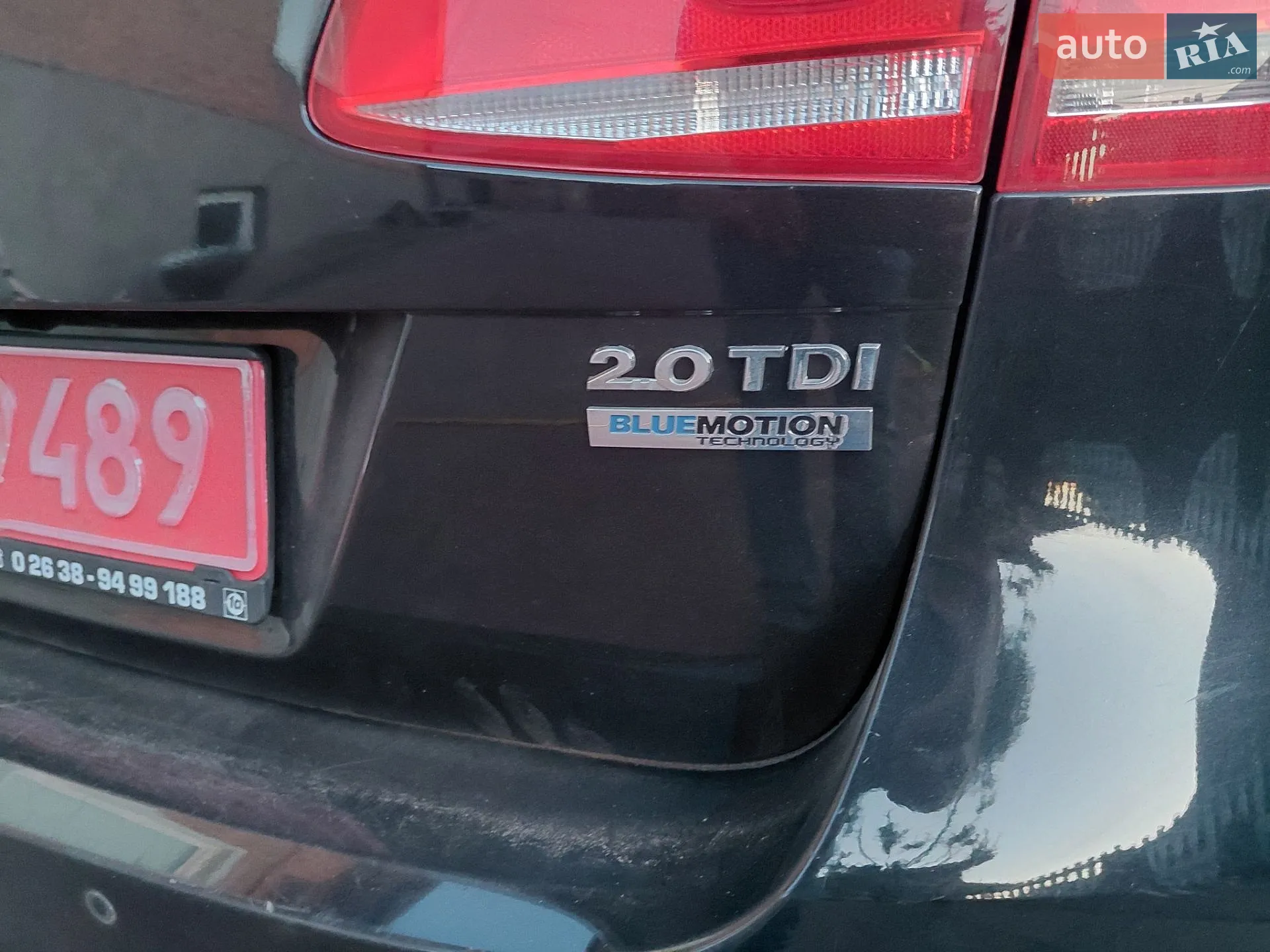 2010 Volkswagen Passat - мініатюра 3
