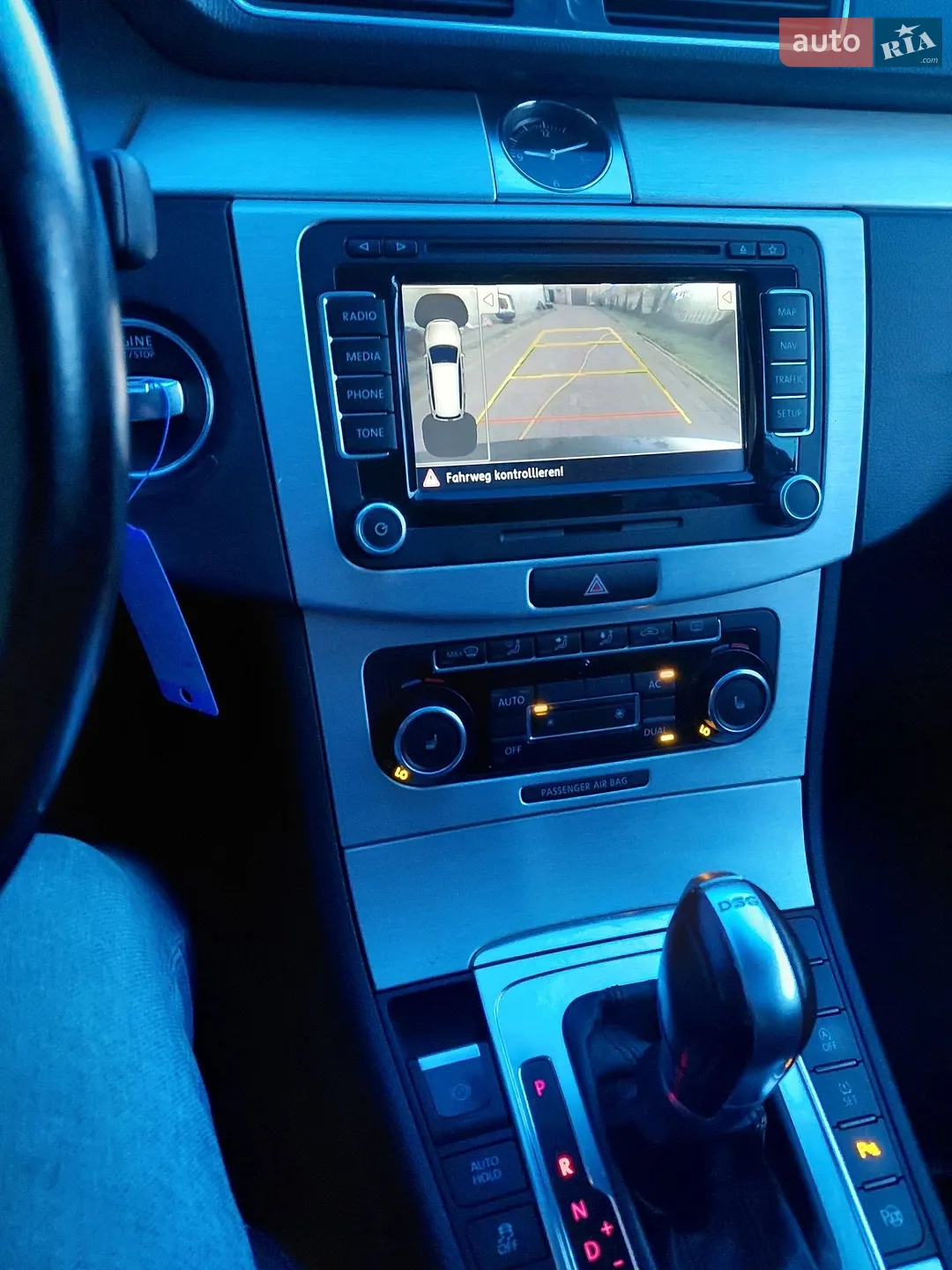 2010 Volkswagen Passat - мініатюра 15