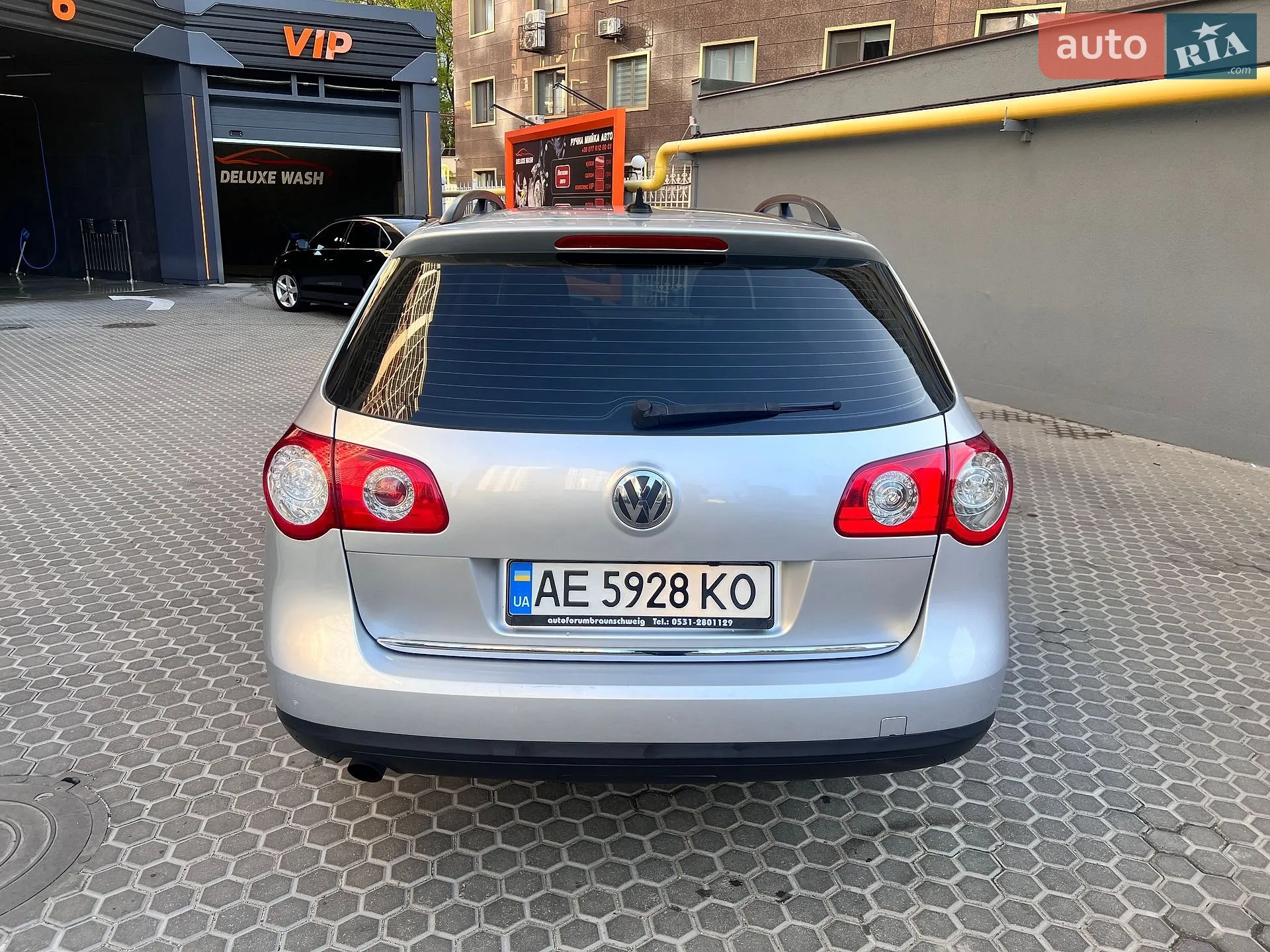 2010 Volkswagen Passat - мініатюра 8