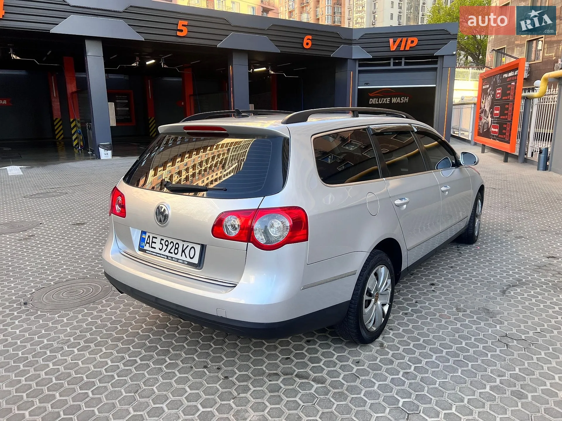 2010 Volkswagen Passat - мініатюра 9