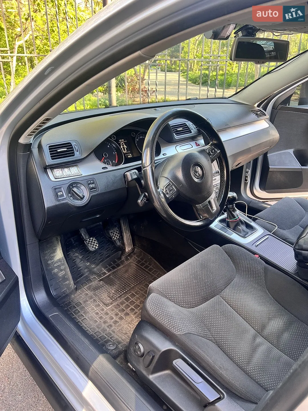 2010 Volkswagen Passat - мініатюра 11