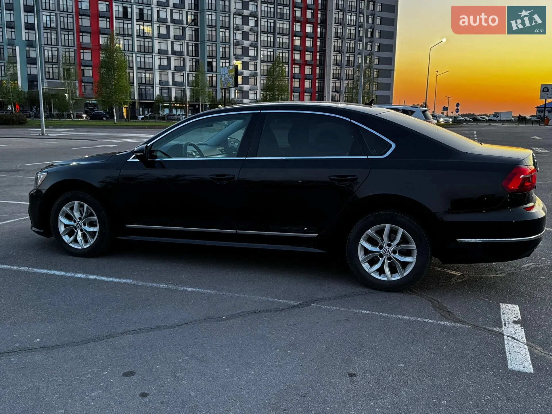 2016 Volkswagen Passat - мініатюра 5