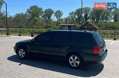 Универсал Volkswagen Passat 1997 в Виноградове