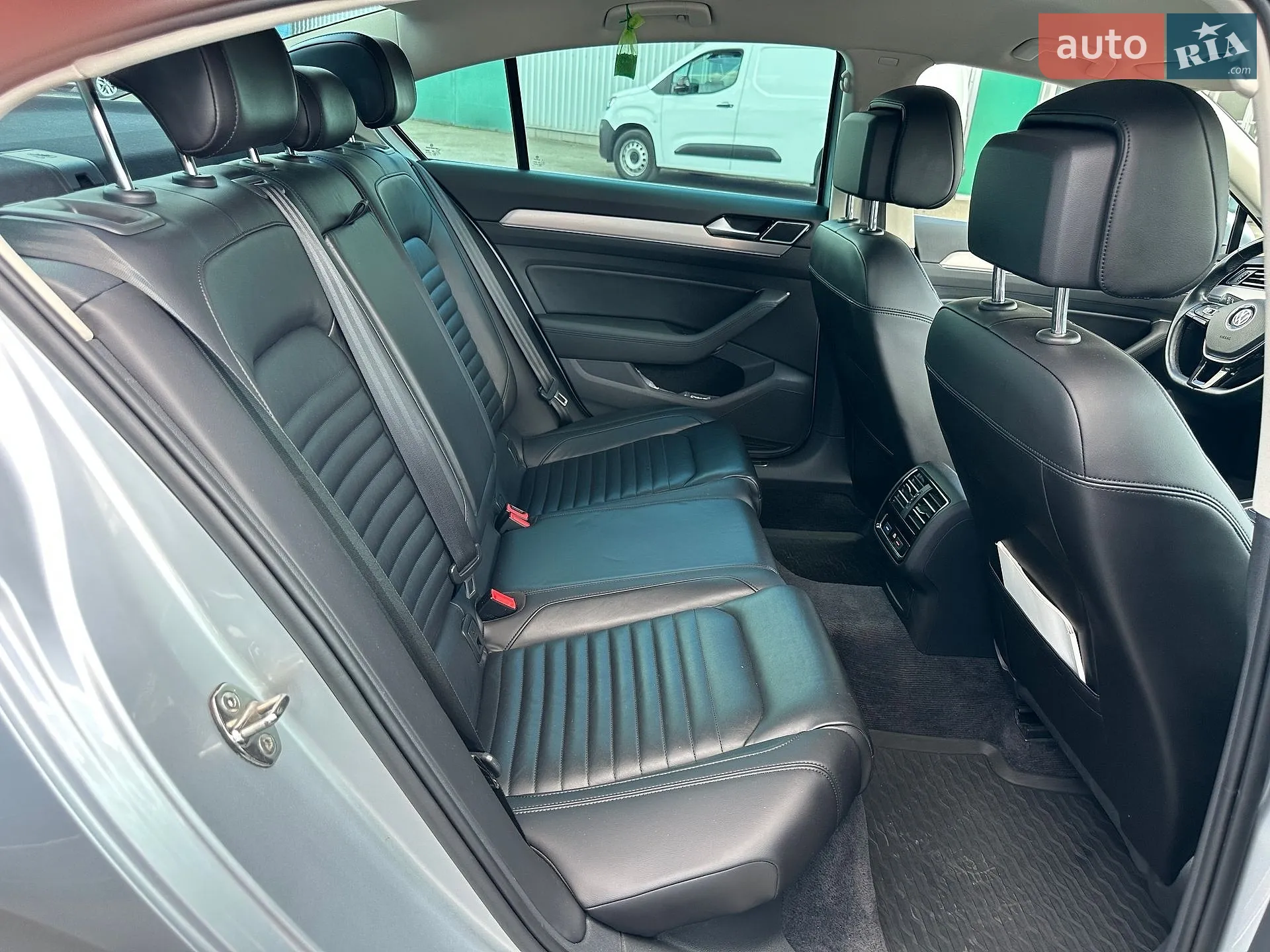 2014 Volkswagen Passat - мініатюра 42